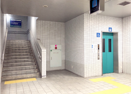 画像：地下鉄東西線「西18丁目」駅 6番エレベーター（地下鉄側）